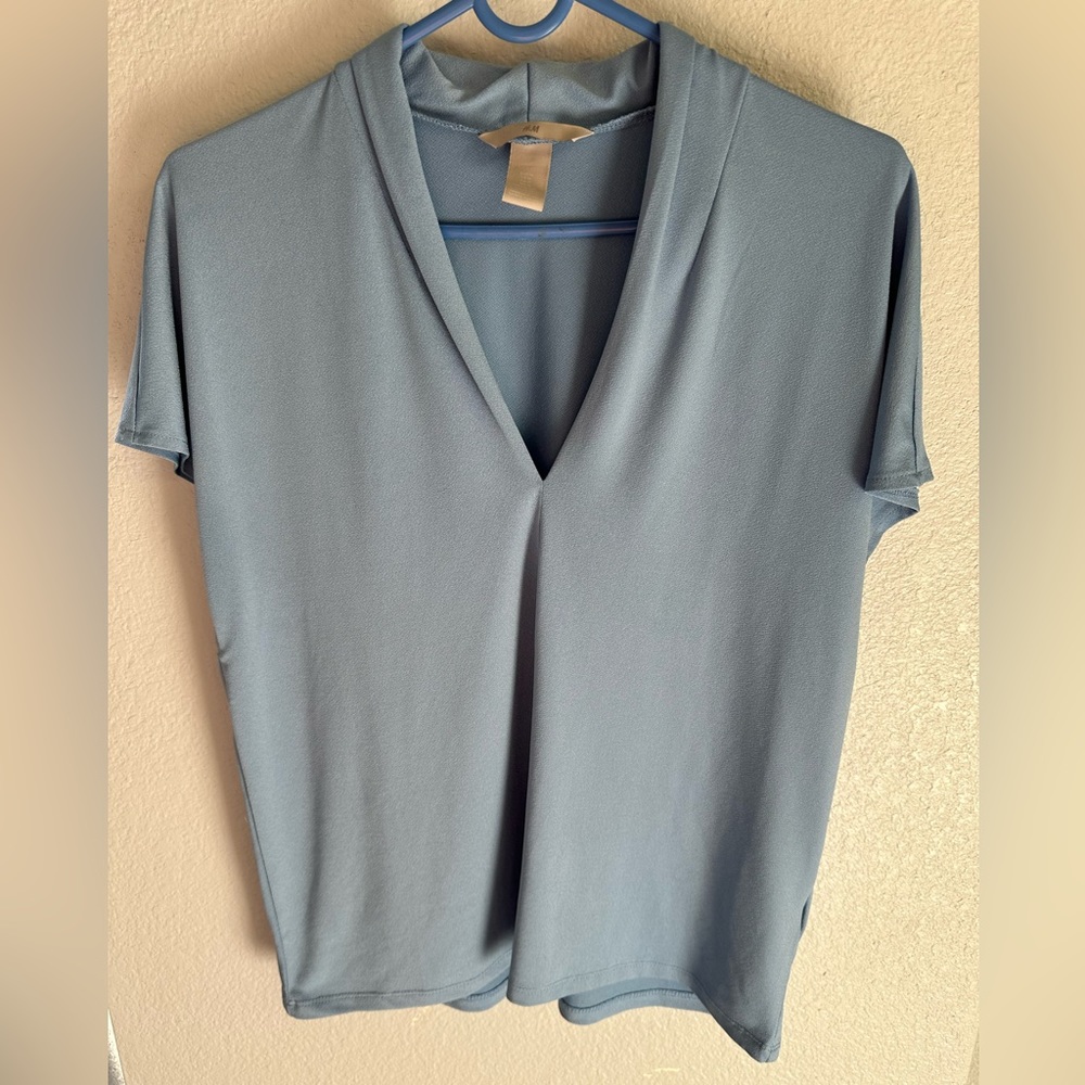 H&M blouse size M